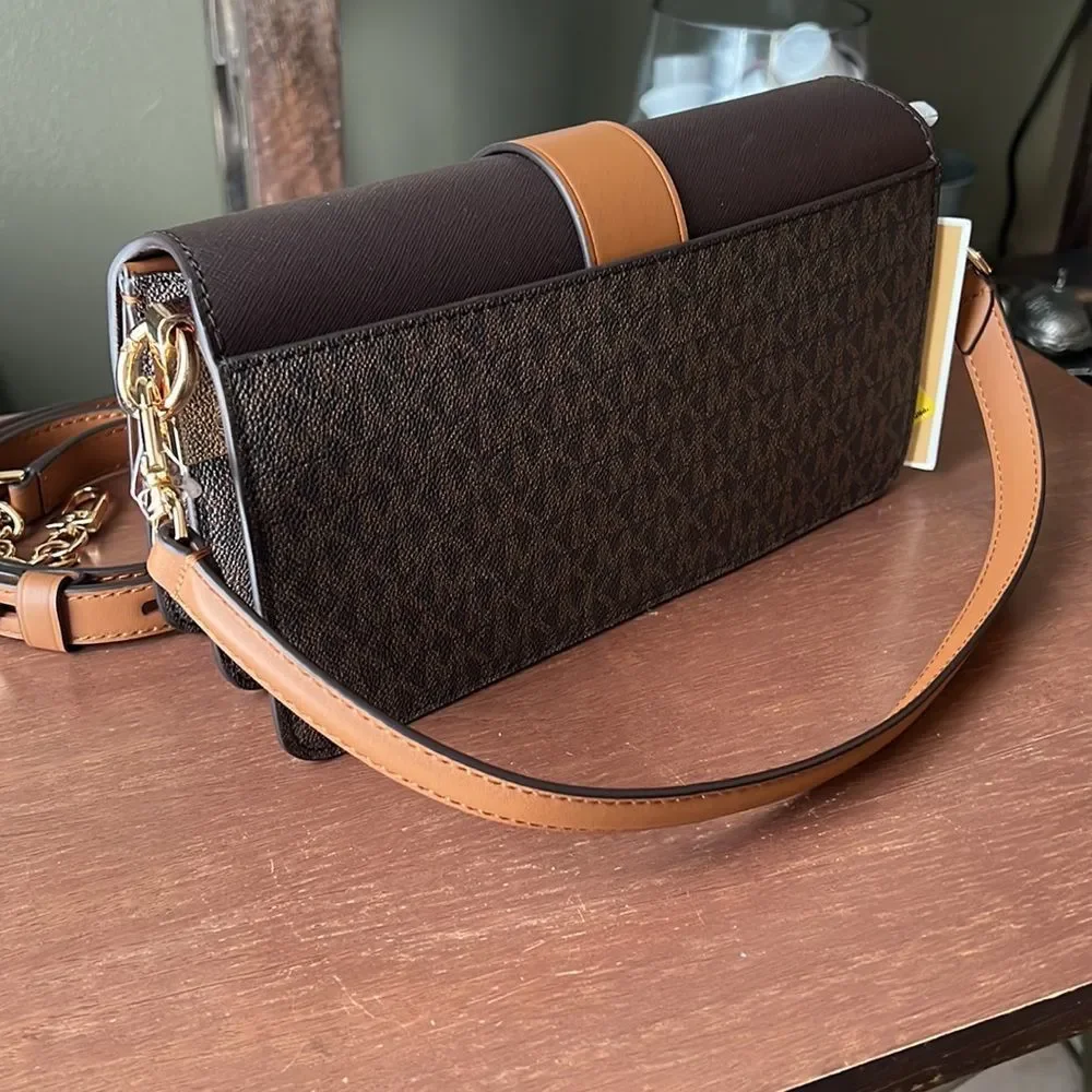 Michael Kors MD shoulder bag